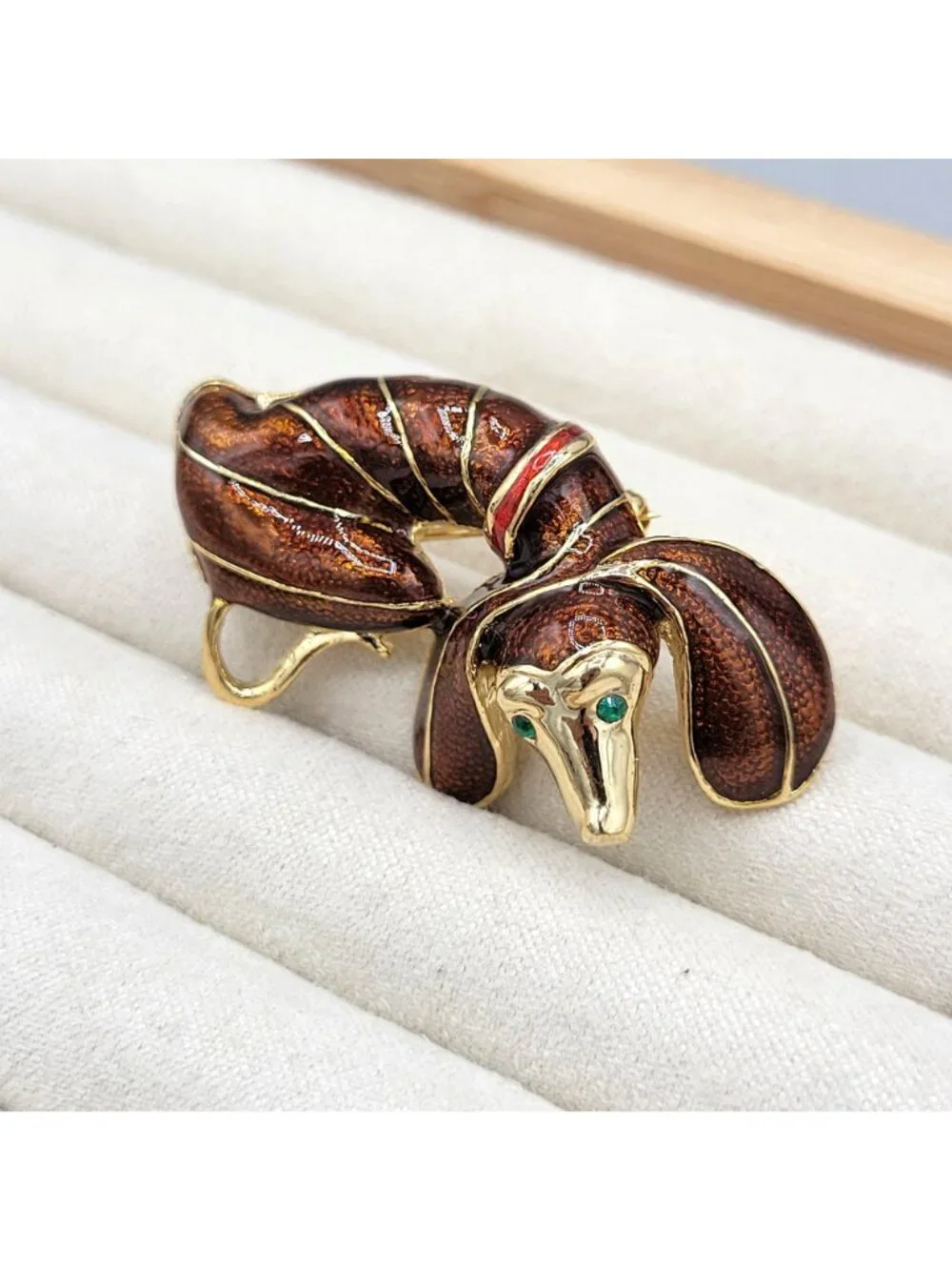 Gold Tone Enamel Coated Dachshund Dog Puppy Brooch Green Rhinestone Eyes